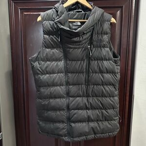 The North Face Women's Black Vest
